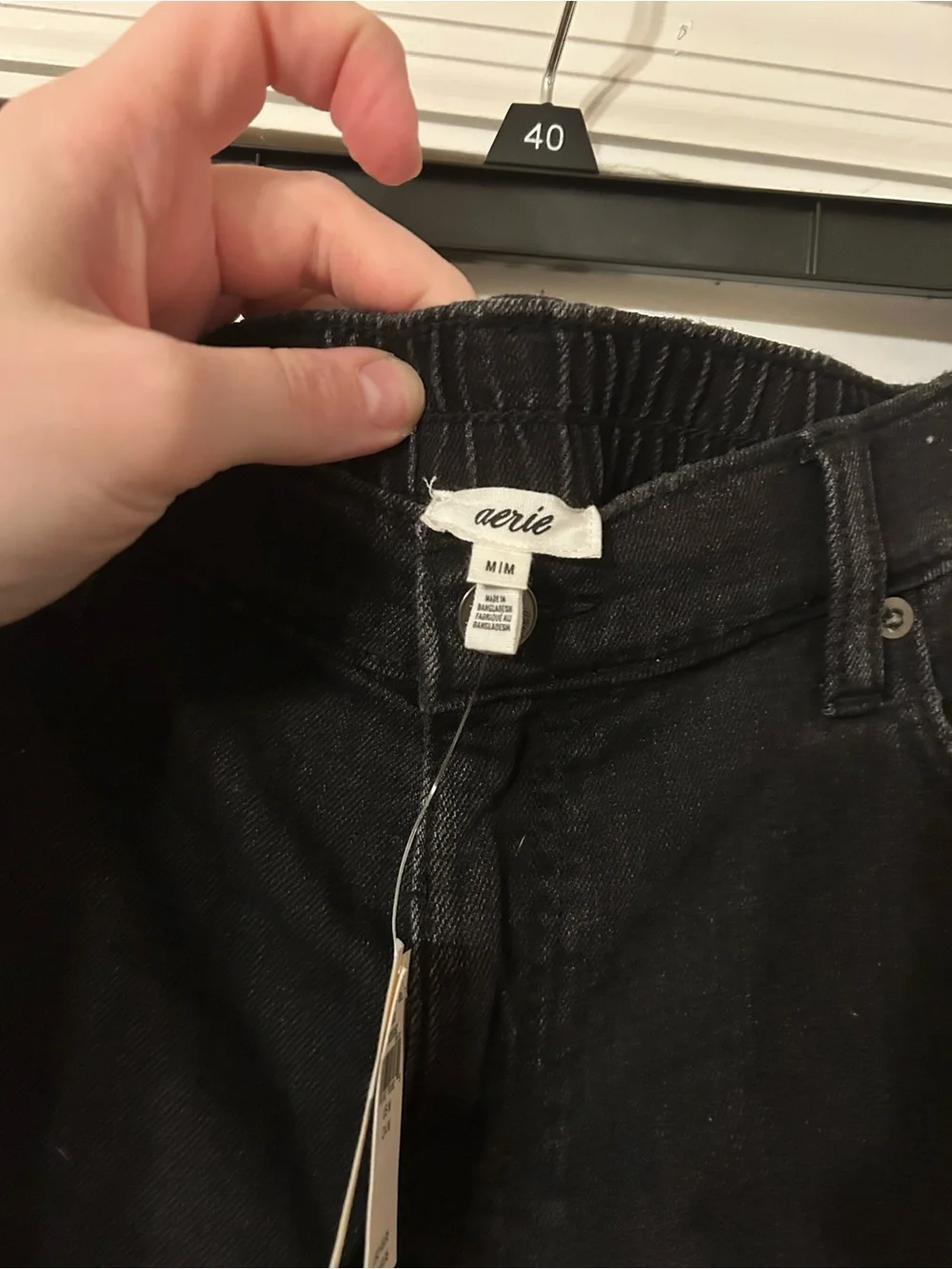 NWT Aerie Black Distressed Denim Shorts – Size Medium (fit like an 8/10)